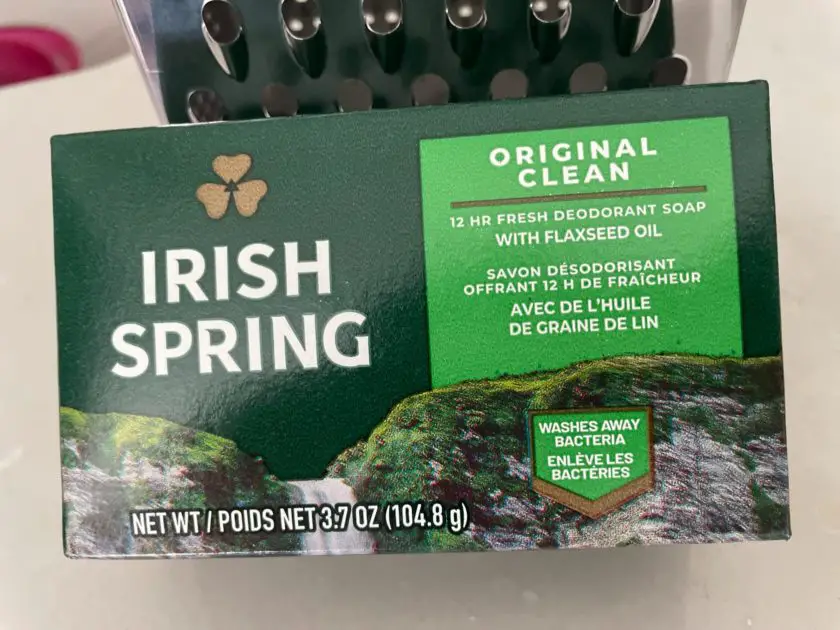 A close up picture of a box of Irish Spring soap.